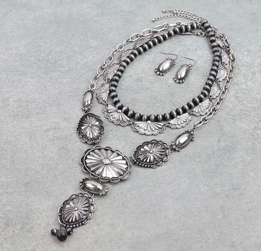 Western Conch Layered Necklace Set