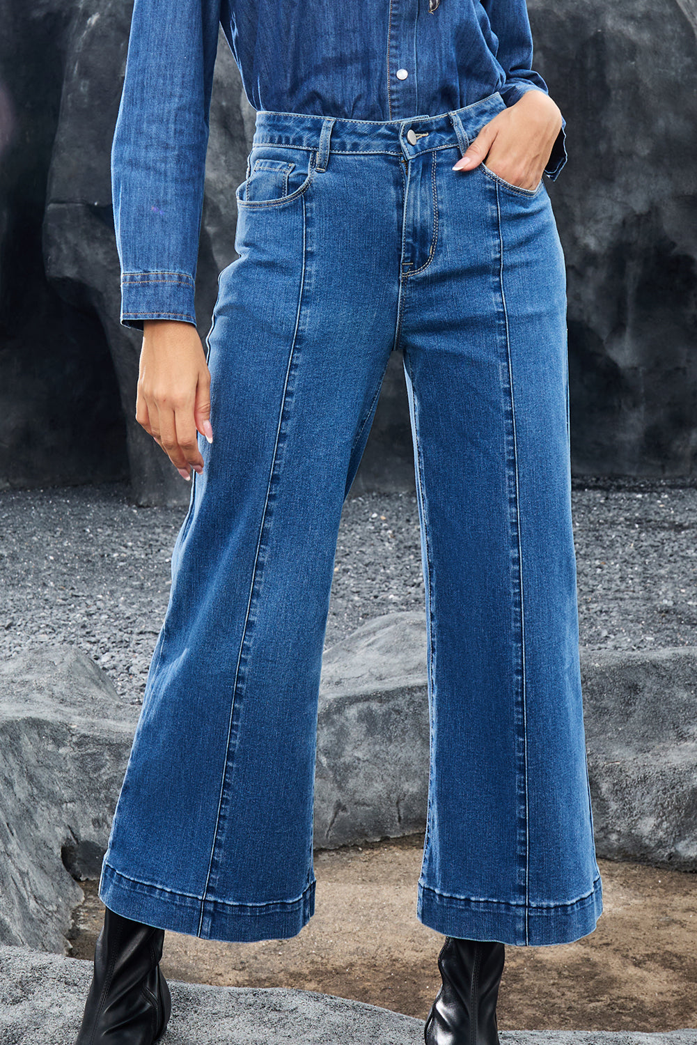 Black Plain Seam Detail Flared Bottom Ankle Length Jeans