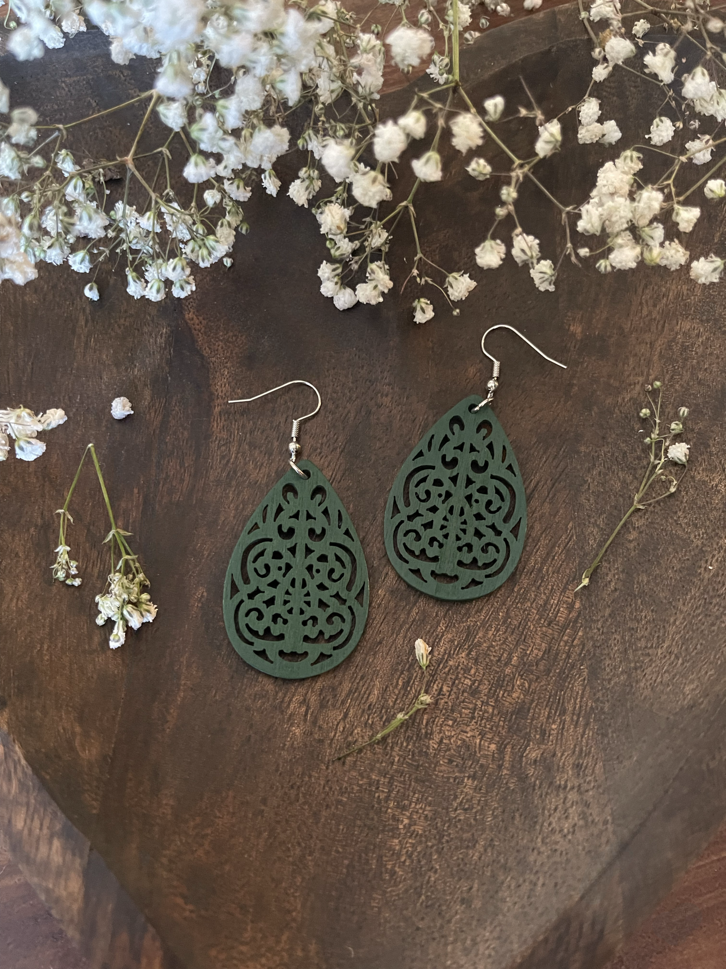 Green Hollow Leaves Earrings