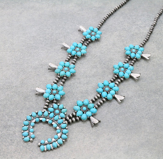 Darling Daisy Necklace