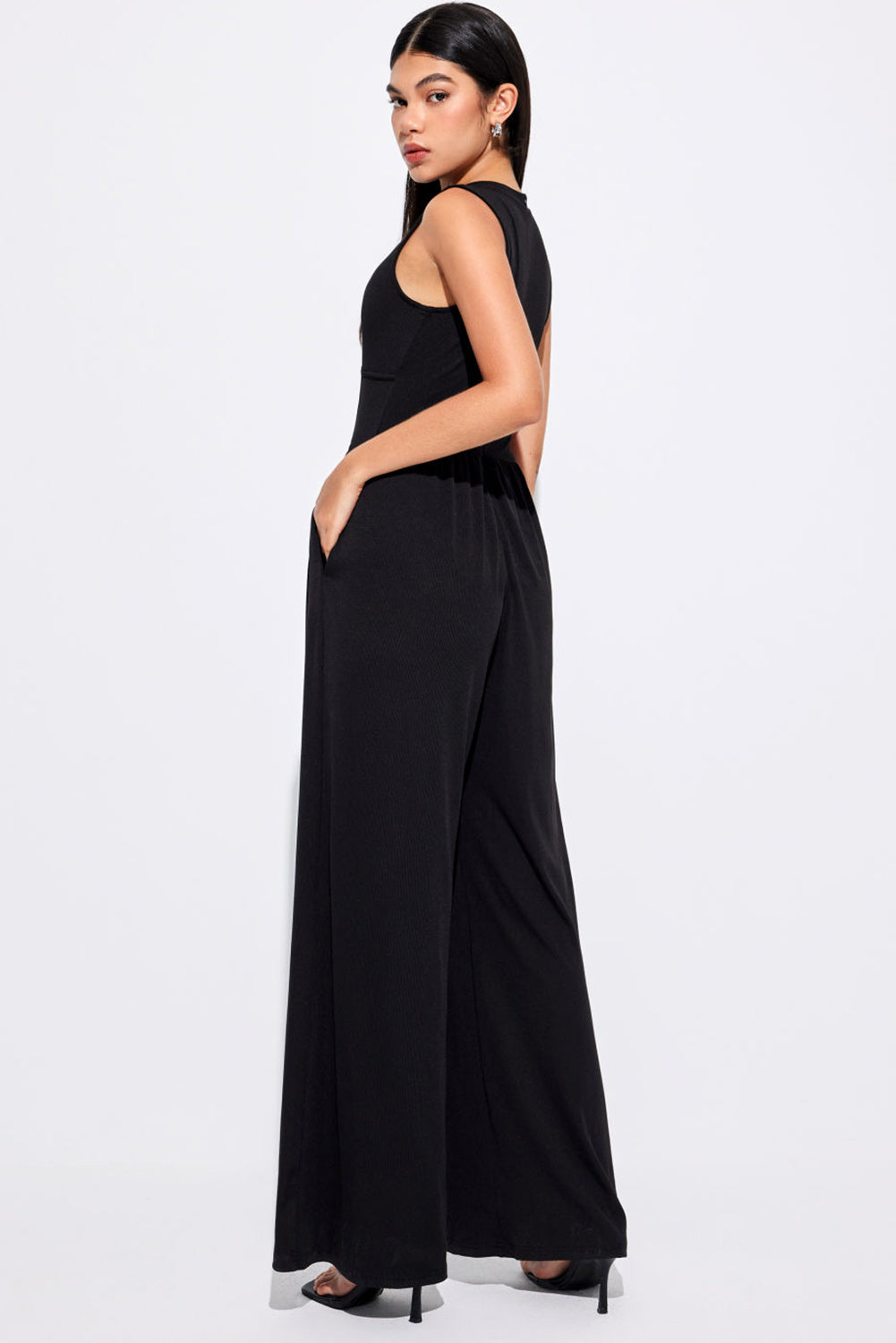Cinched Waist Wide Leg Jumpsuit Noirva