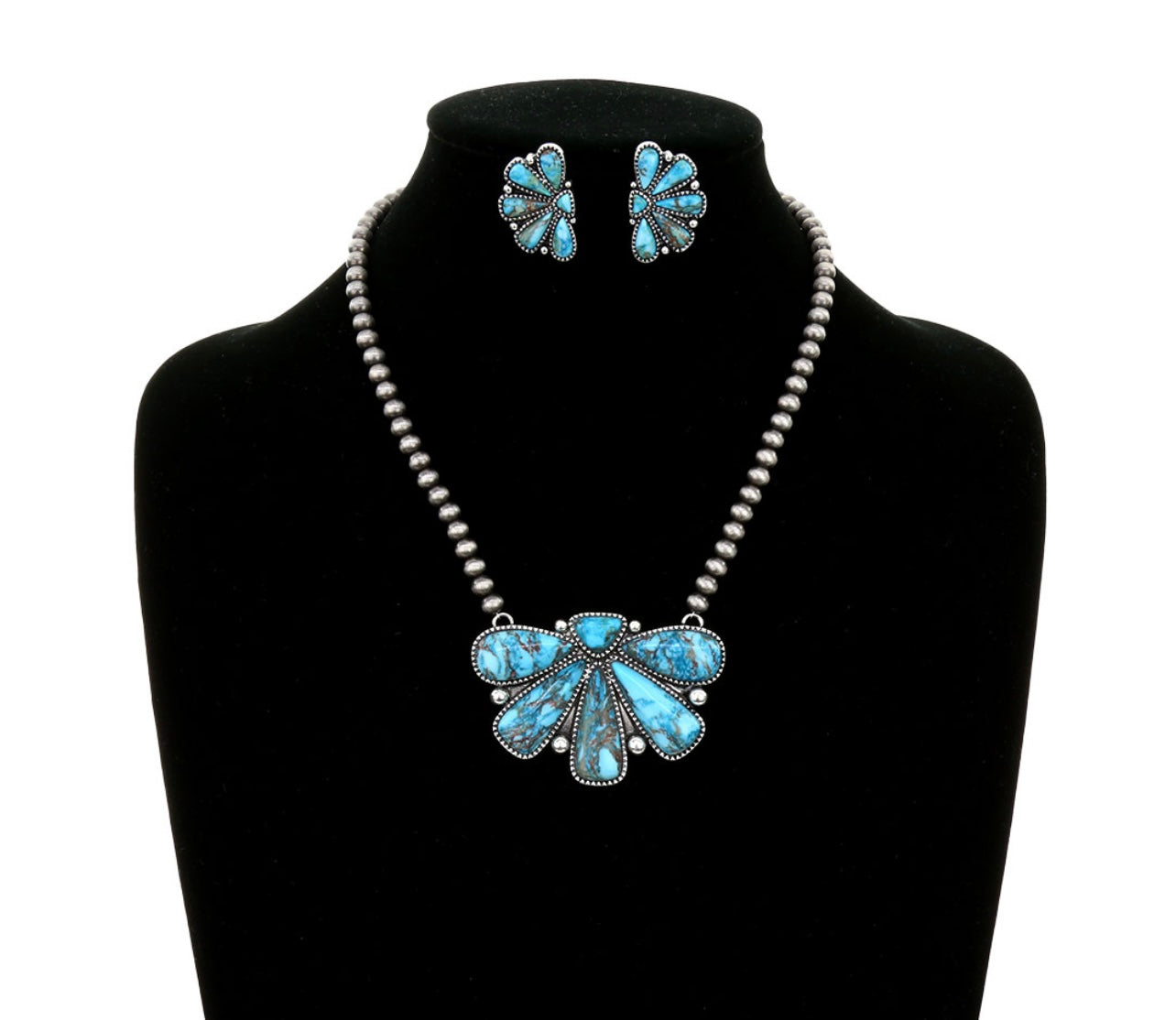 Blue Handstone Blooming Petal Necklace