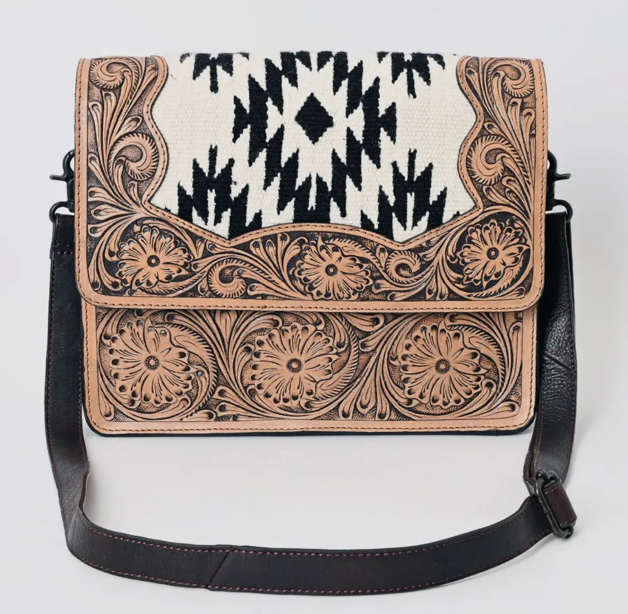 Riley Aztec American Darling Purse