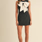 Black Contrast Bowknot Applique Crew Neck Sleeveless Mini Dress