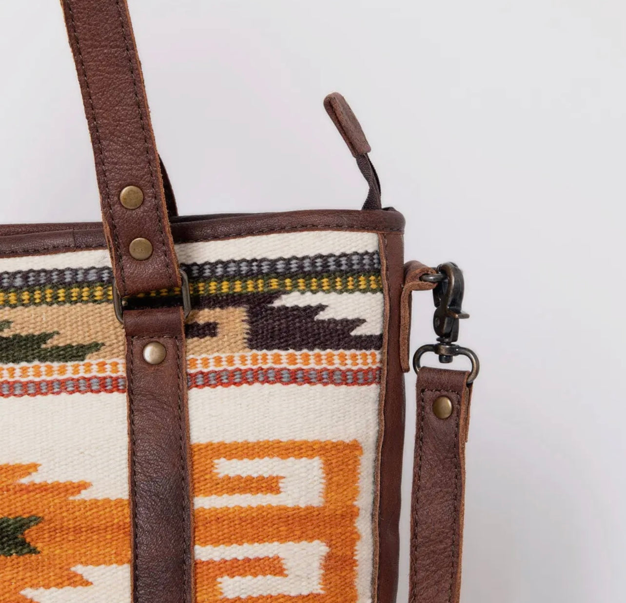 Luxury Genuine Leather American Darling Purse ￼