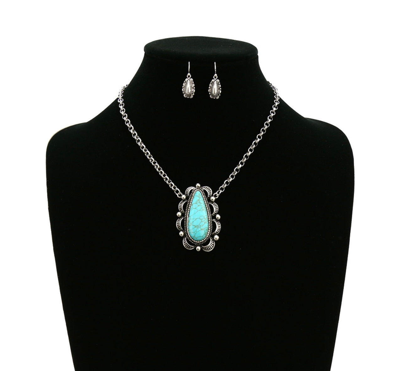 Turquoise Teardrop Western Necklace Set