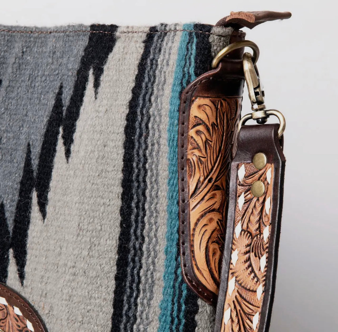 Valor American Darling Purse