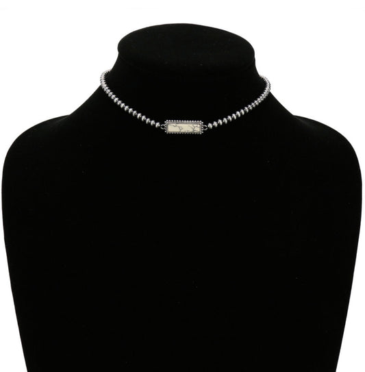 Lilly Necklace