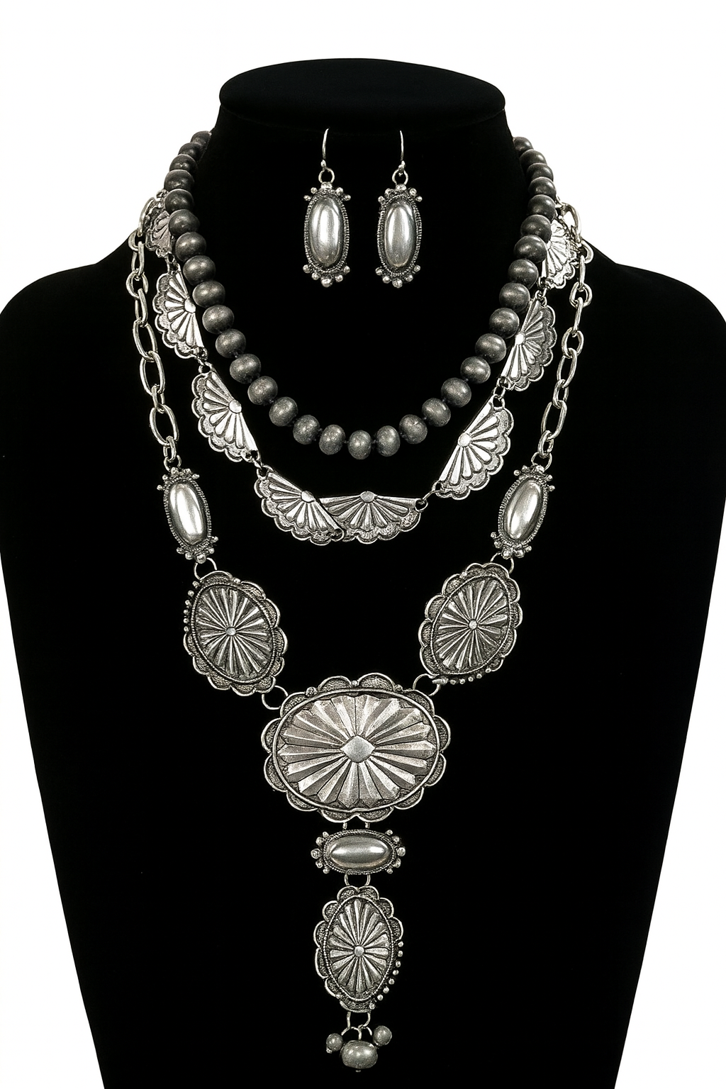 Western Conch Layered Necklace Set